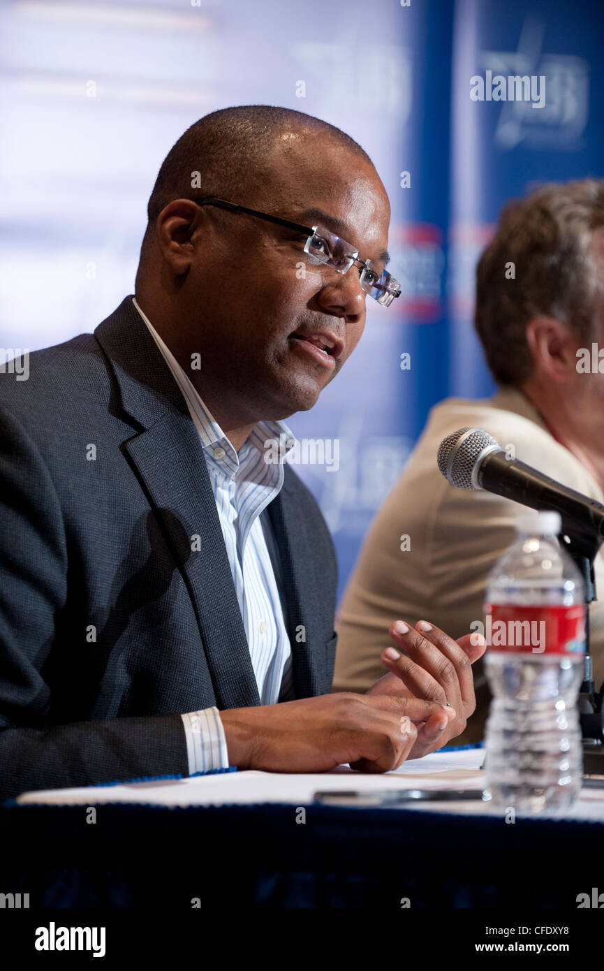 Austin TX, 29 2012 février : Kahlil Byrd, co-fondateur de la African public Broadcasting Foundation, discute de son initiative Americans Elect. ©Bob Daemmrich Banque D'Images