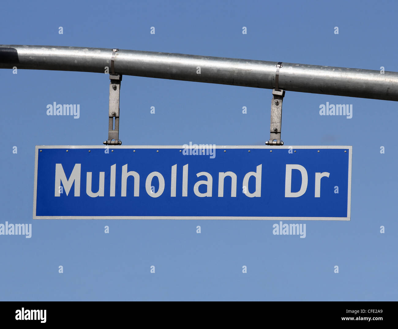 Célèbre Mulholland Drive signer dans les collines au-dessus de Hollywood en Californie Banque D'Images