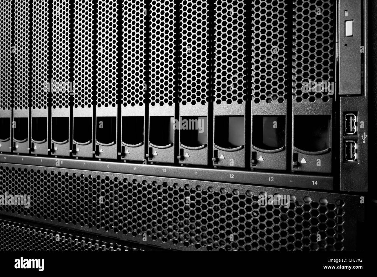 Centre de données de détail avec des disques durs Banque D'Images