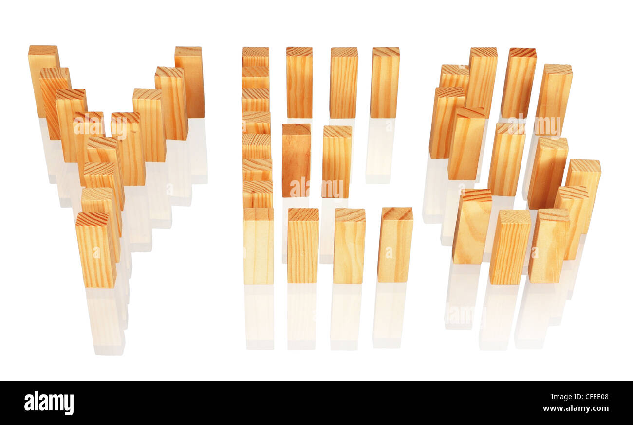 Des cales en bois formant le mot 'OUI', isolé sur blanc. Banque D'Images