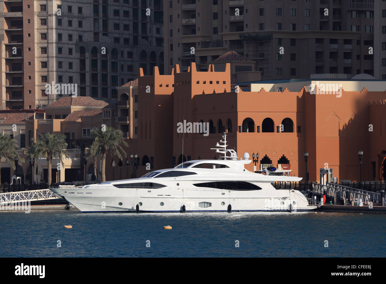 Bateau yacht à Porto Saoudite, Doha Qatar Banque D'Images