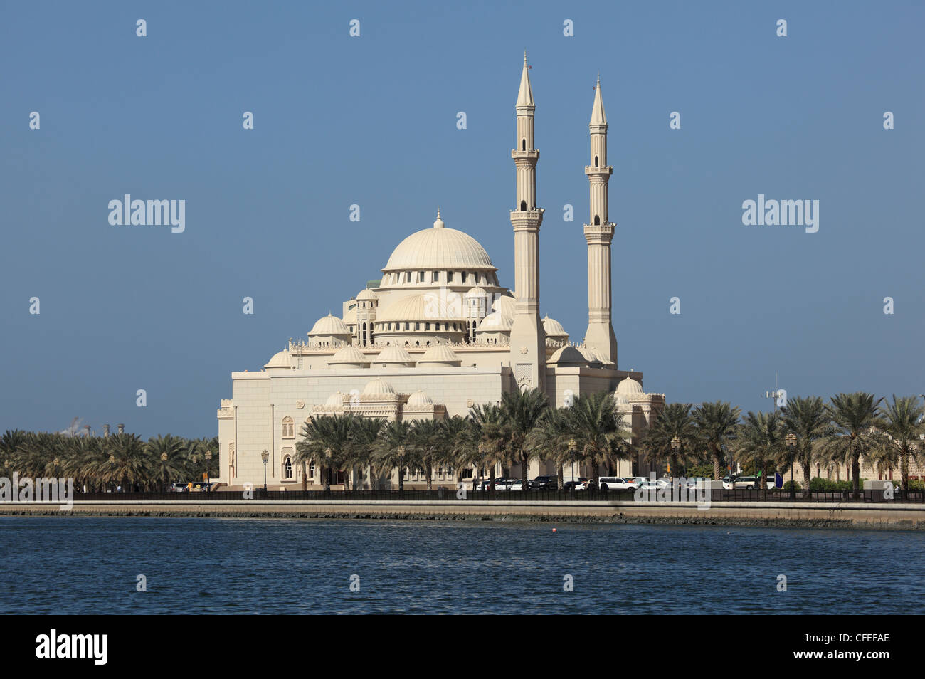 Mosquée dans la ville de Sharjah, Emirats Arabes Unis Banque D'Images