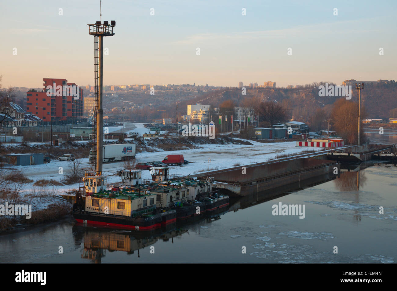 En hiver, le port de Holesovice Holesovice Prague République Tchèque Europe district Banque D'Images