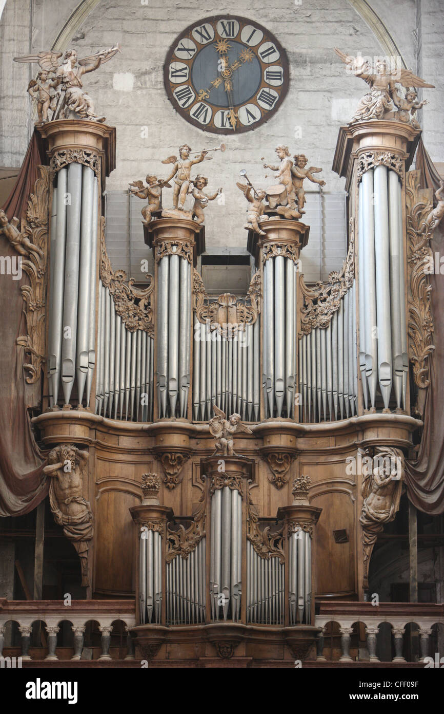 Collégiale Notre-Dame de Dole Dole, orgue, Jura, Franche-Comté, France, Europe Banque D'Images