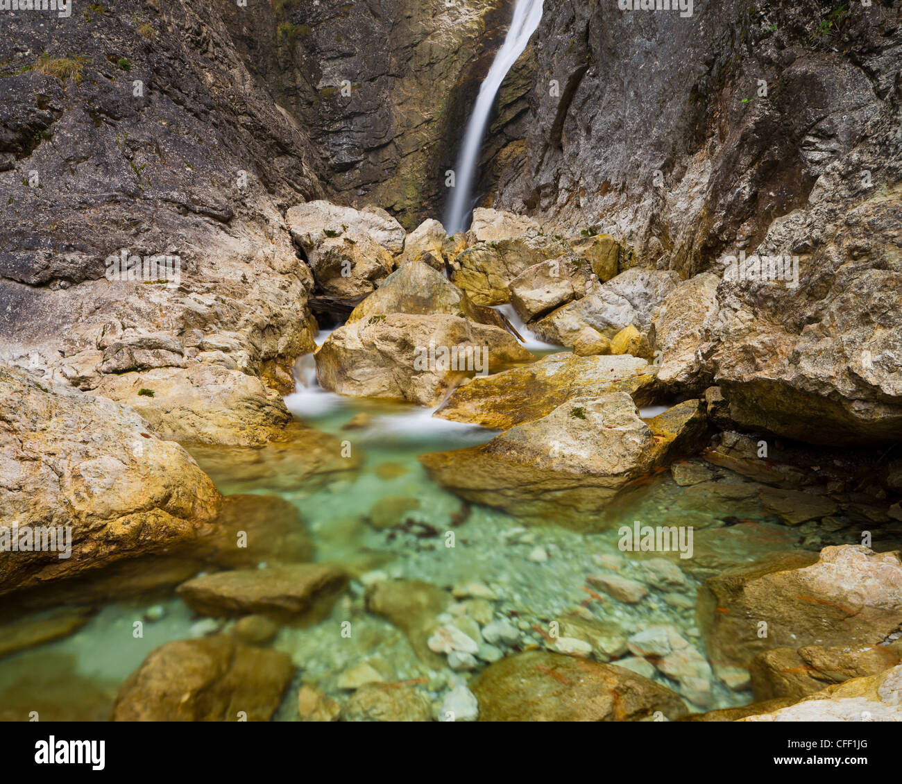 Poellat automne dans un canyon, Alpes, Bavaria, Germany, Europe Banque D'Images