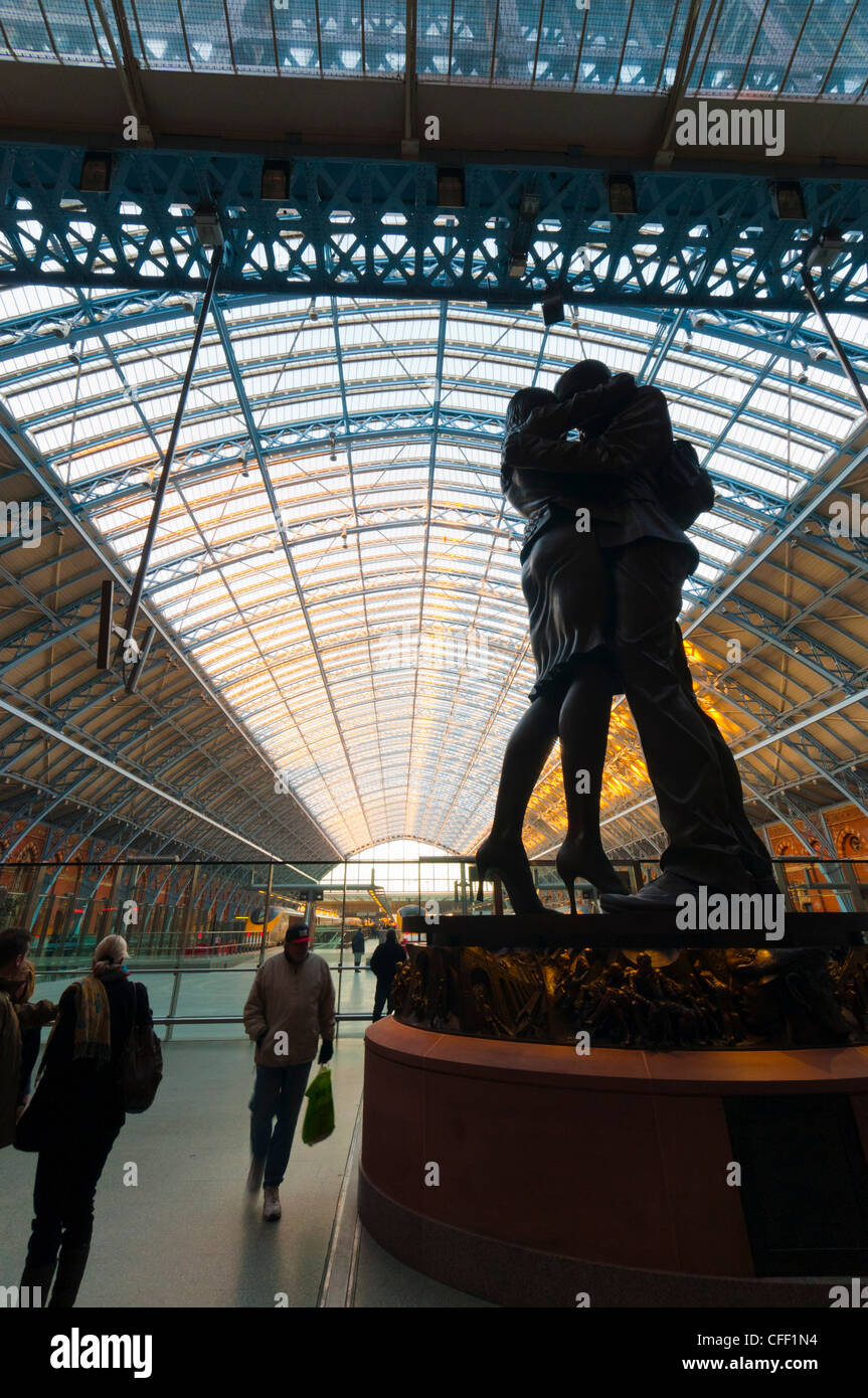 Le lieu de réunion, St Pancras Station, London, Angleterre, Royaume-Uni, Europe Banque D'Images