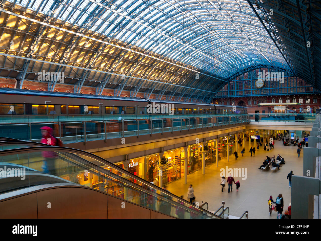 St Pancras Station, London, Angleterre, Royaume-Uni, Europe Banque D'Images St Pancras Station, London, Angleterre, Royaume-Uni, Europe Banque D'Images