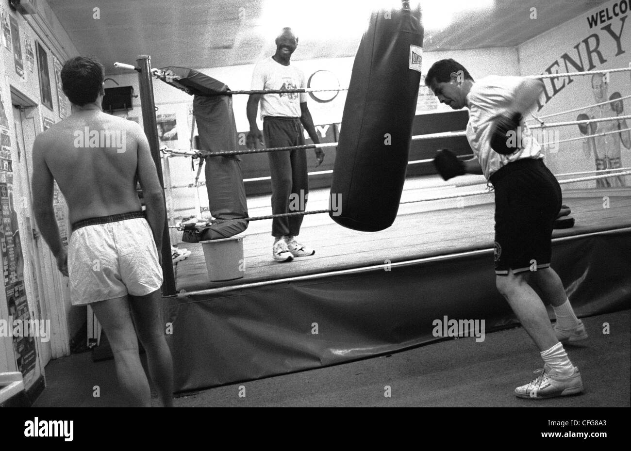 La formation dans un club de boxe à Londres Banque D'Images