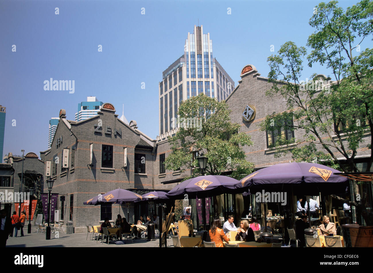 La Chine, Shanghai, Concession Française, Xintiandi, cafés et restaurants Banque D'Images