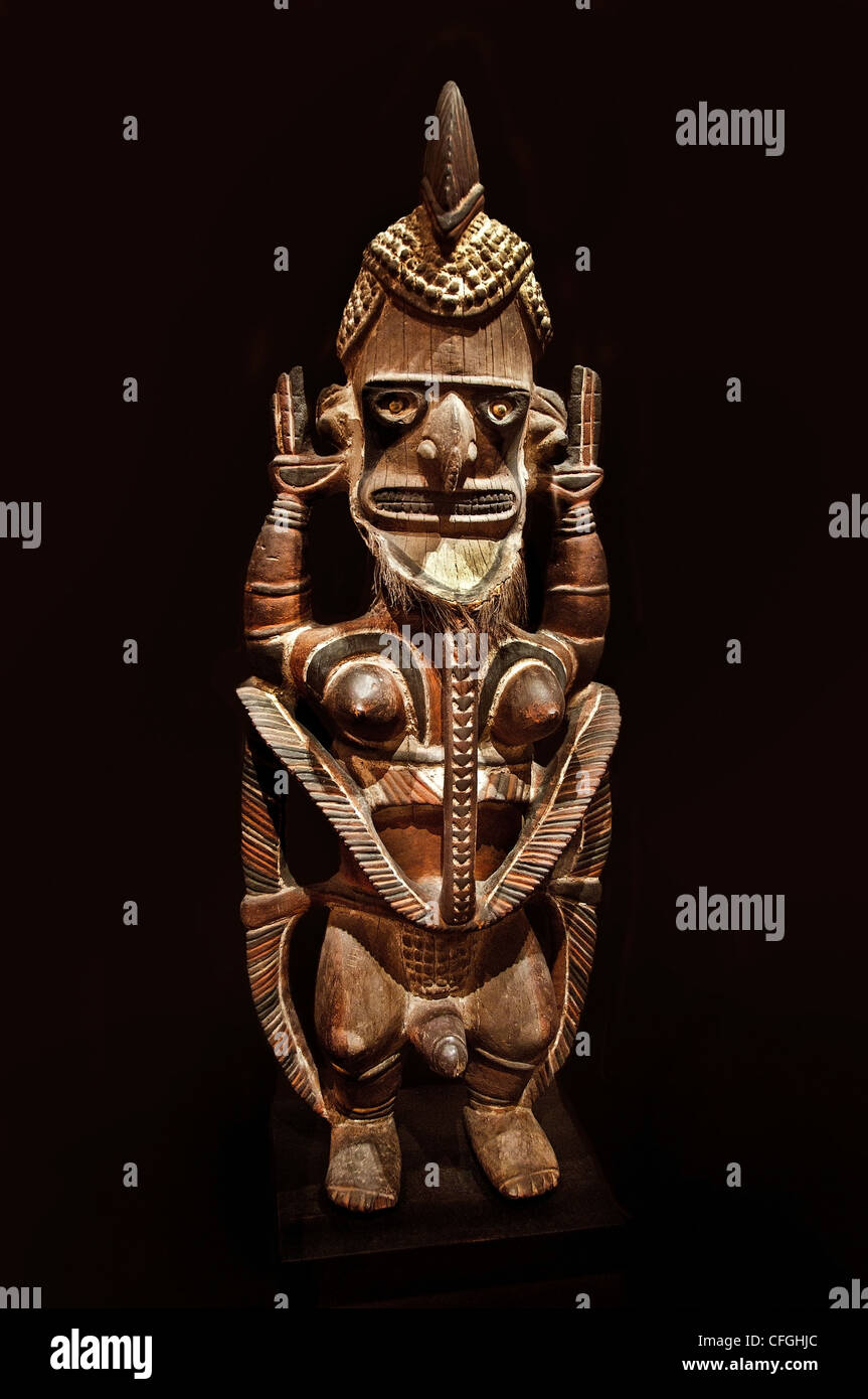 Figure Uli rituel funéraire sculpture de 18 - 19 siècle Nouvelle Irlande Île de Papouasie-Nouvelle-Guinée Banque D'Images