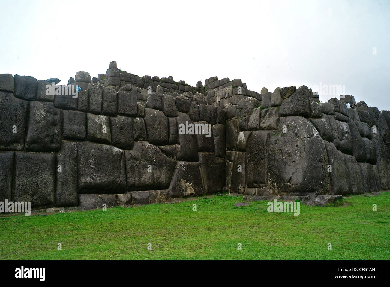 Les murs incas de Sacsayhuaman, un complexe fortifié près de Cuzco. Banque D'Images