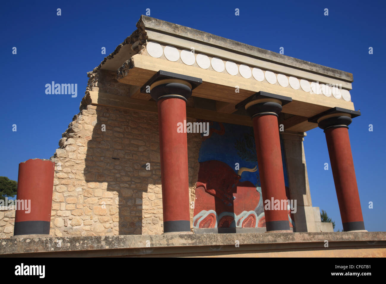 Fresque de Bull, Entrée Nord du Bastion, Palais Minoen de Knossos en Crète, Cyclades, Grèce Banque D'Images