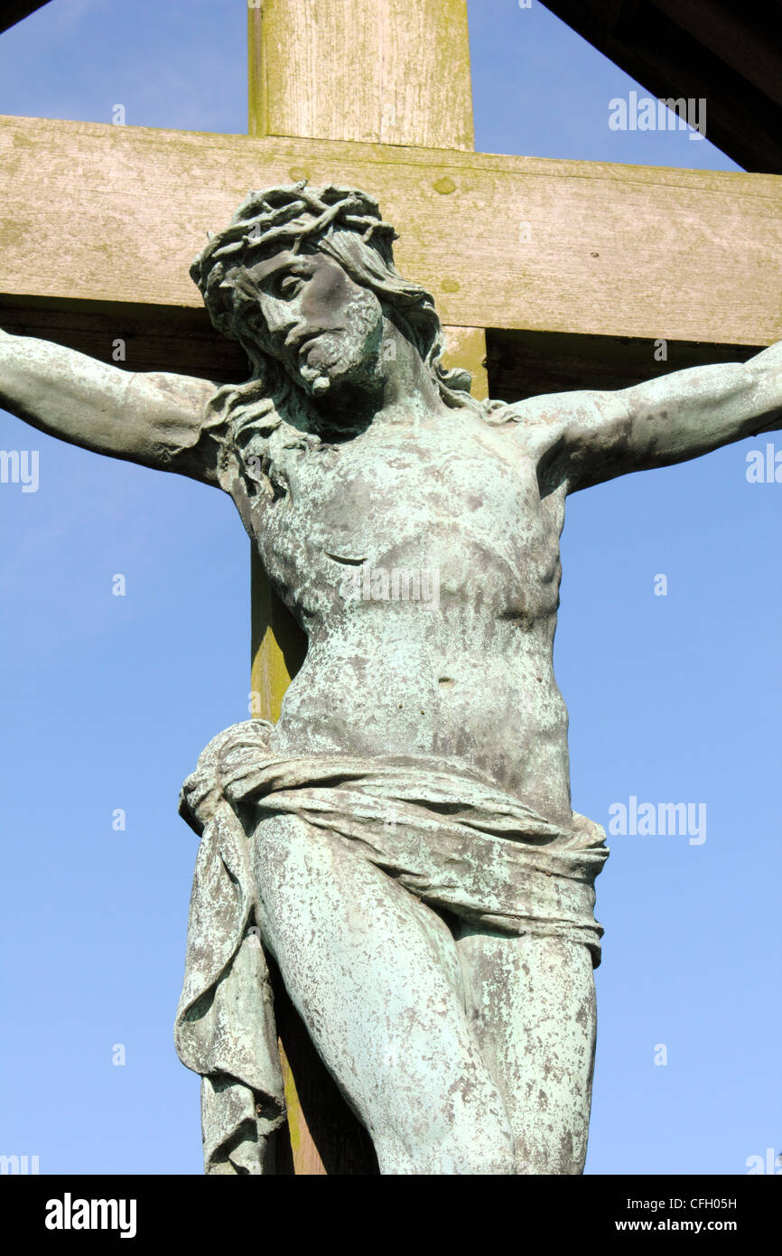 L'inscription St Anne dans le bosquet Southowram Crucification du Christ sur la croix Halifax Banque D'Images