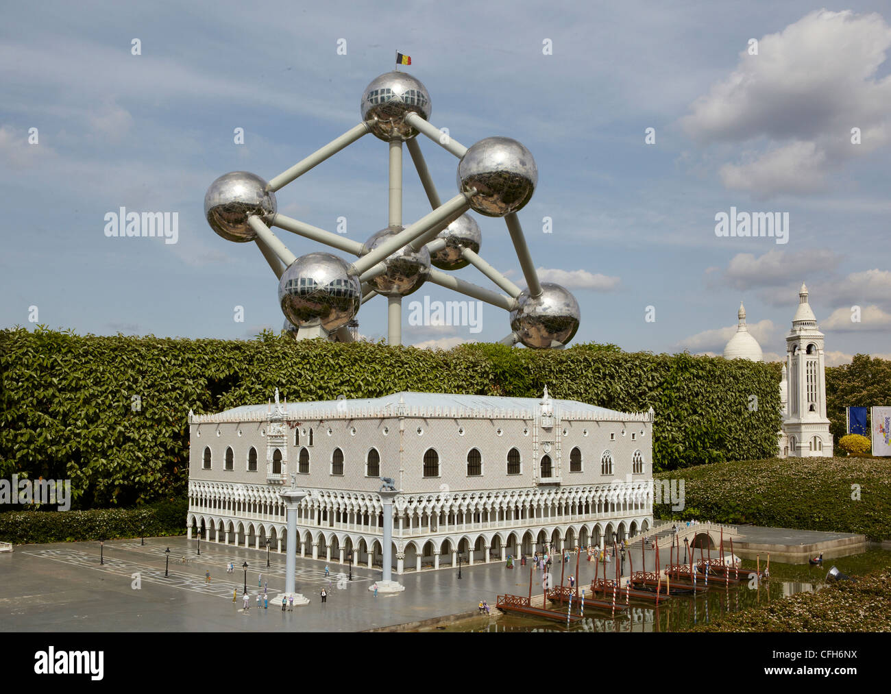 Belgique, Bruxelles, Mini Europe Parc Miniature, Venise Place St Marc Atomium Fond Banque D'Images