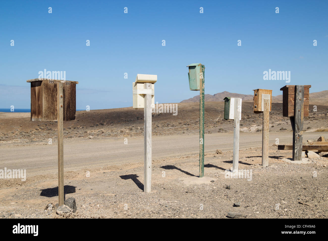 Boîtes aux lettres sur la côte ouest de Fuerteventura, Îles Canaries, Espagne Banque D'Images