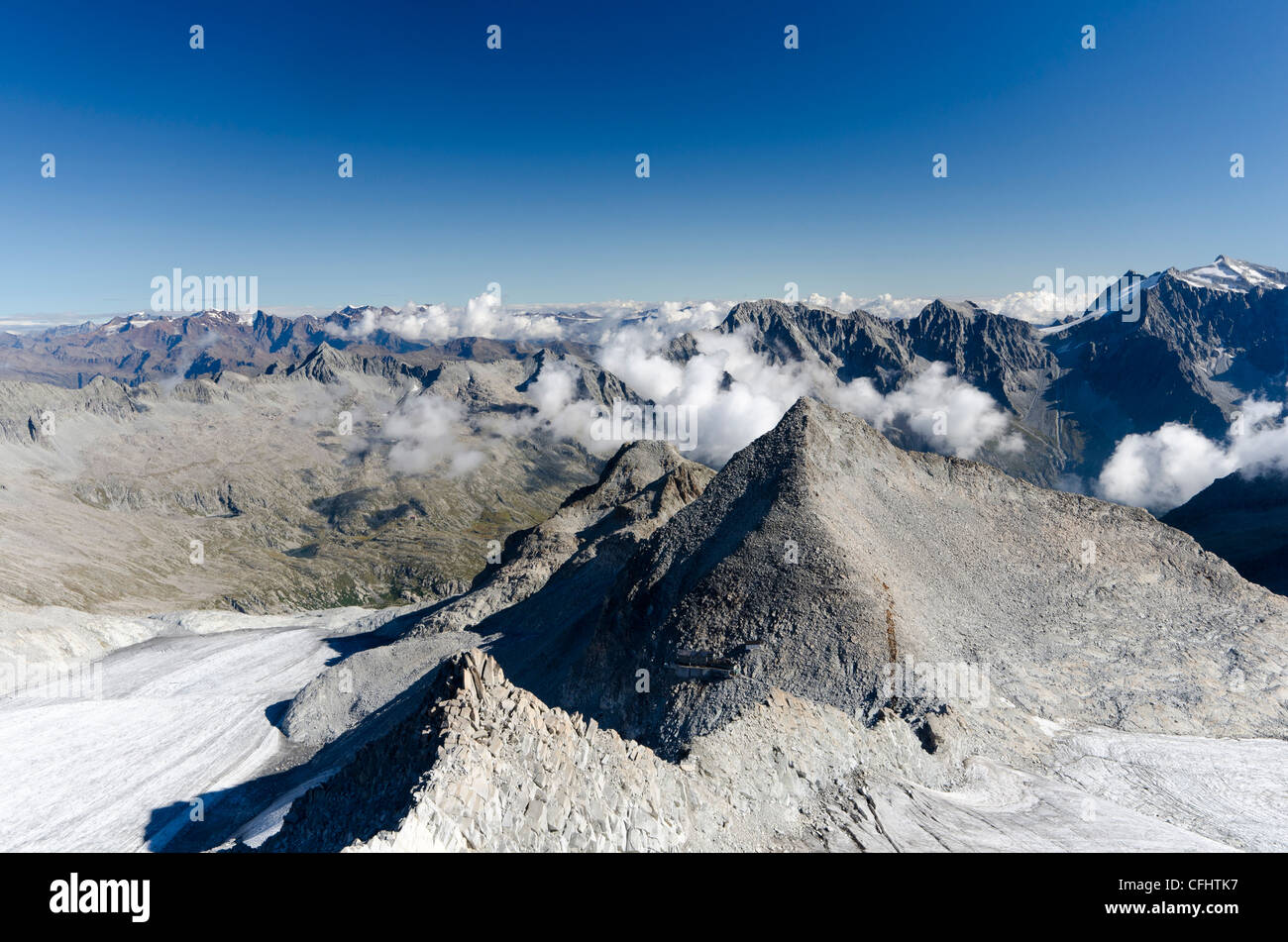 L'Italie, Trentin-Haut-Adige, Parc Naturel Adamello Brenta, montagne et Cima Busazza Lobbia Banque D'Images