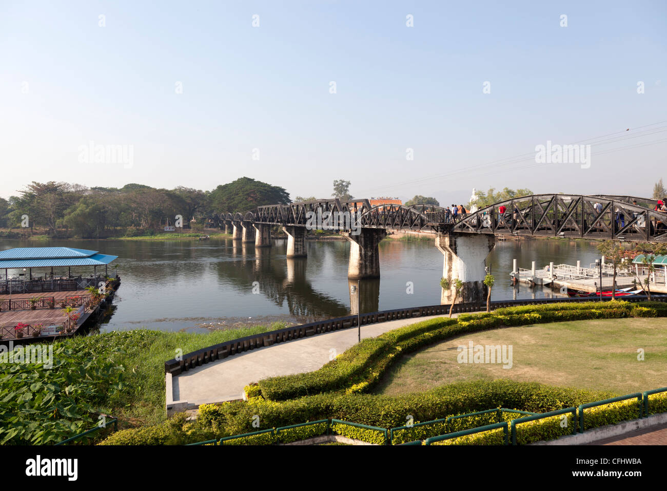 Le pont sur la rivière Kwai (Kanchanaburi - Thaïlande). Le Pont de la rivière Kwaï (Kanchanaburi - Thaïlande). Banque D'Images