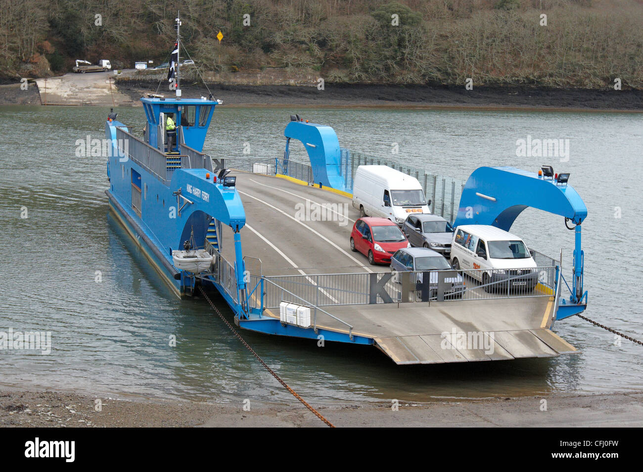 Vue générale de la chaîne d'Harry King ferry à Cornwall prises au cours de l'hiver Banque D'Images