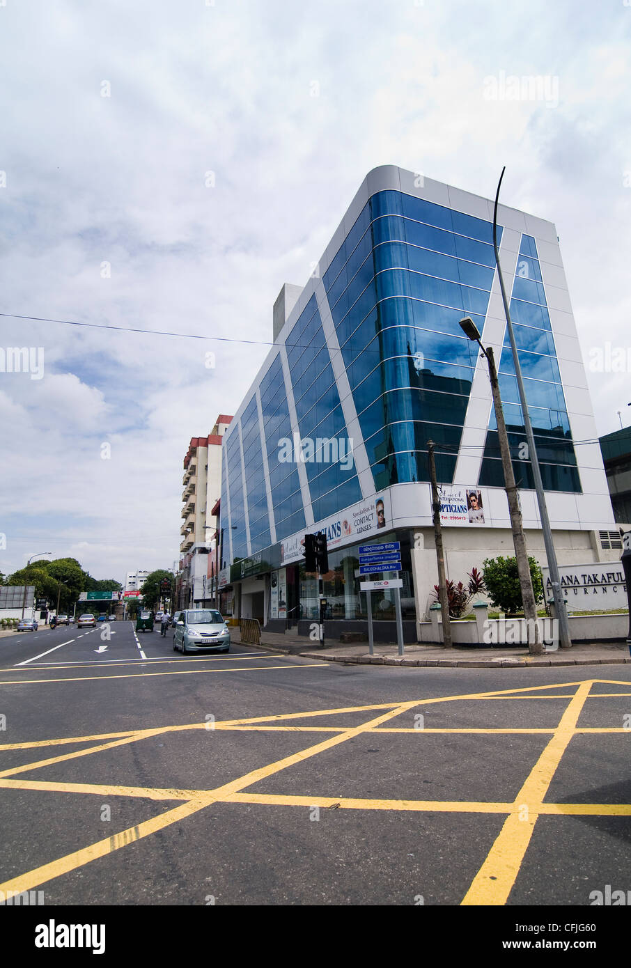 Nouveaux immeubles commerciaux à Colombo, Sri Lanka. Banque D'Images