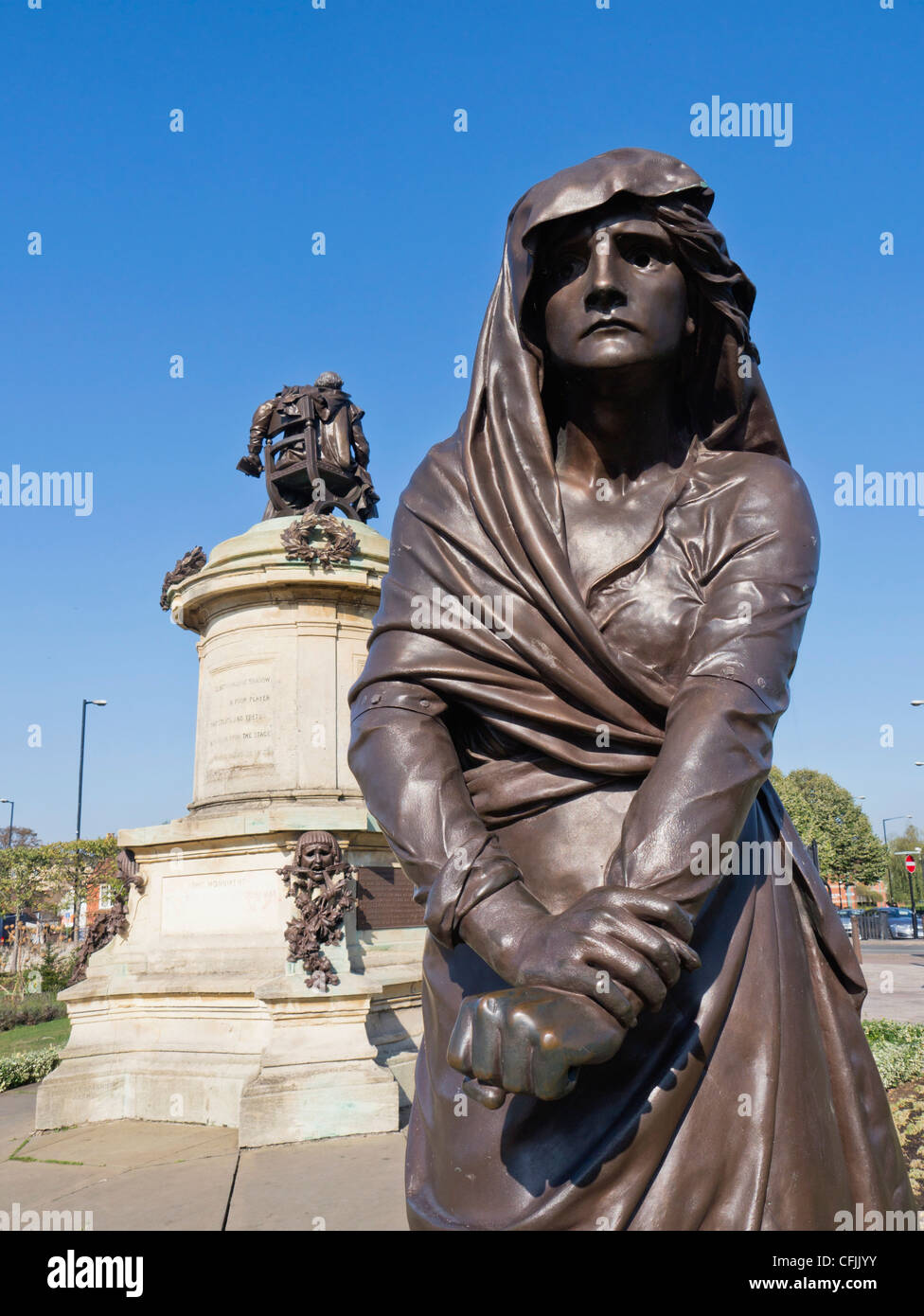 Statue de Lady Macbeth de William Shakespeare derrière, Stratford upon Avon, Warwickshire, Angleterre, Royaume-Uni, Europe Banque D'Images
