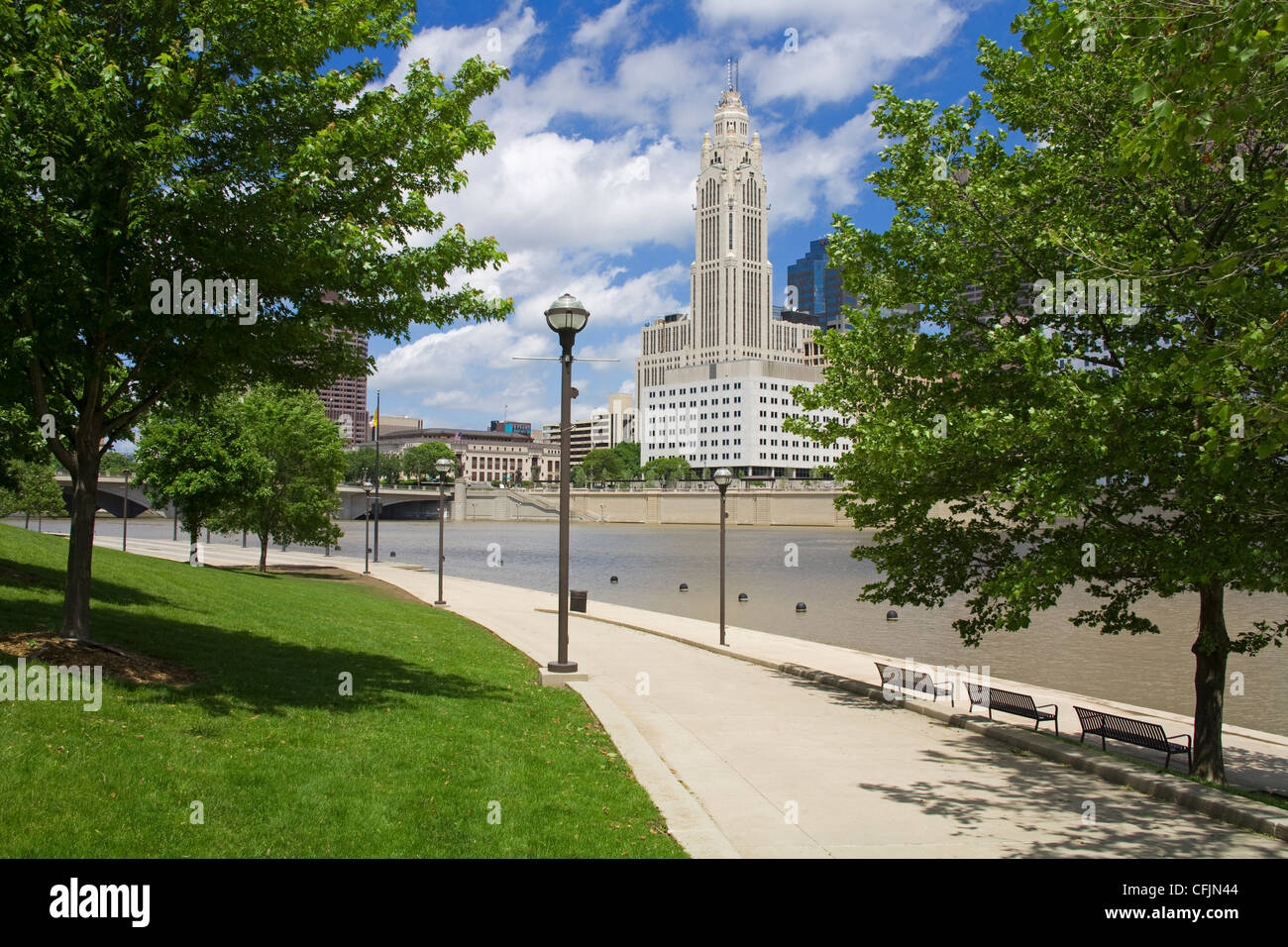 Leveque Tower et parc de Gênes, Columbus, Ohio, États-Unis d'Amérique, Amérique du Nord Banque D'Images