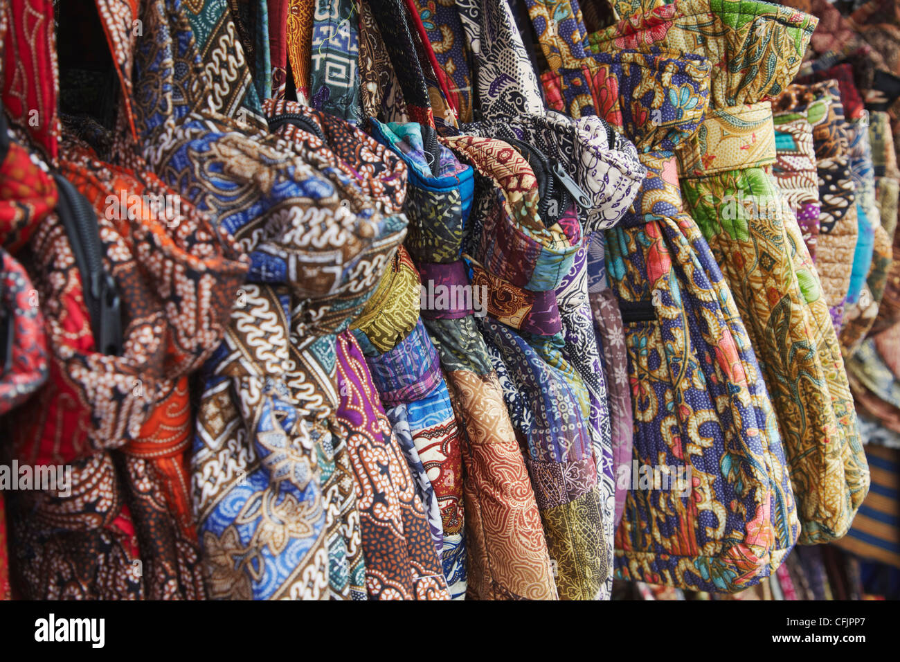 Sacs fabriqués de marché au batik, Solo, Java, Indonésie, Asie du Sud, Asie Banque D'Images