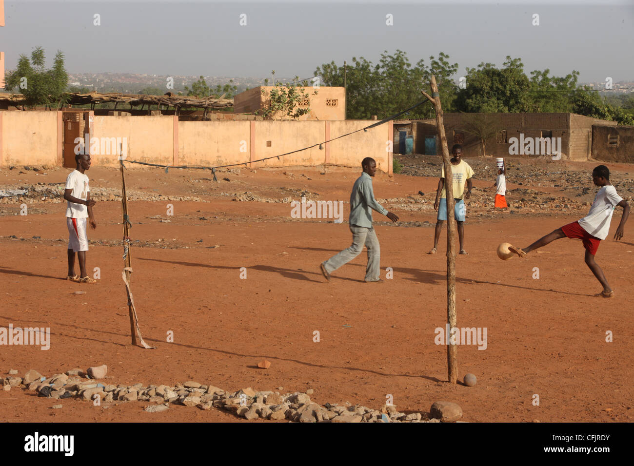 Jeu de football, Bamako, Mali, Afrique de l'Ouest, l'Afrique Banque D'Images