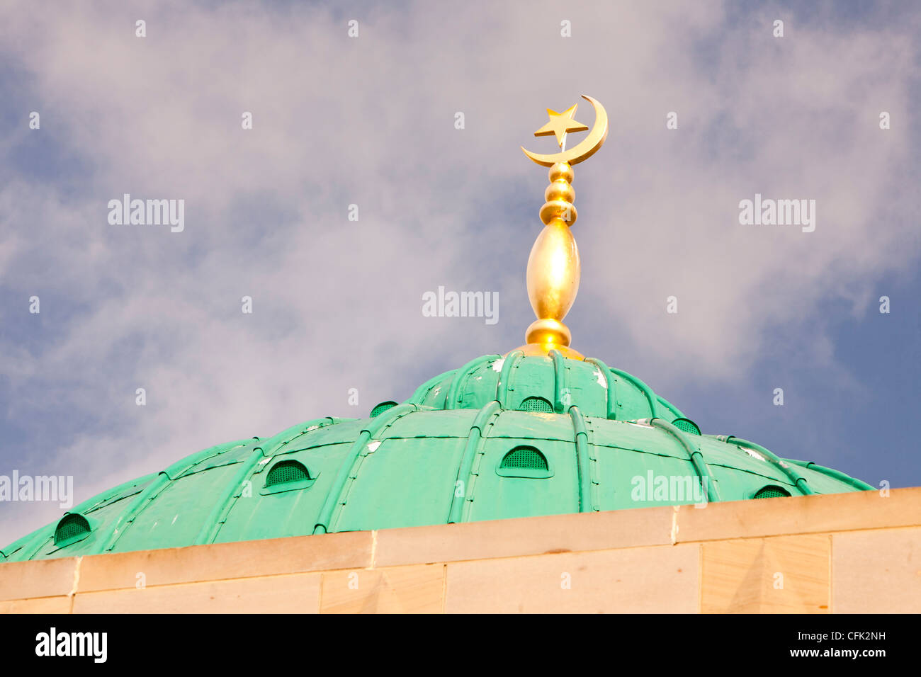 Le dôme de la Mosquée Jamia à Keighley, West Yorkshire, Royaume-Uni. Banque D'Images