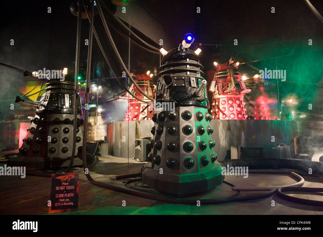 Daleks à un médecin qui exhibition Banque D'Images