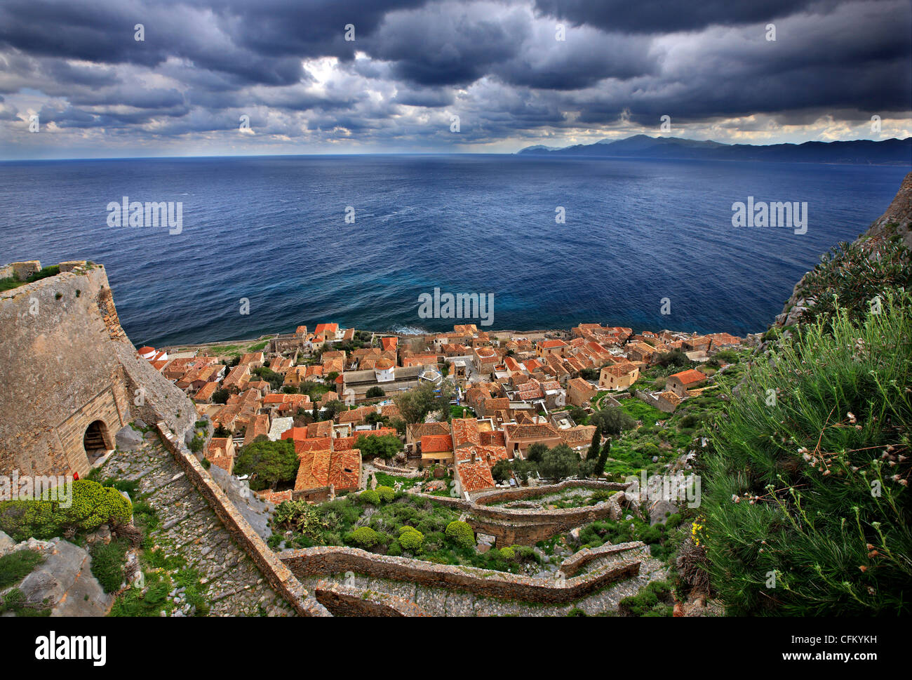 'La cité médiévale de Monemvasia (castletown' ou 'Malvasia'), dans la préfecture de Laconie, Péloponnèse, Grèce Banque D'Images