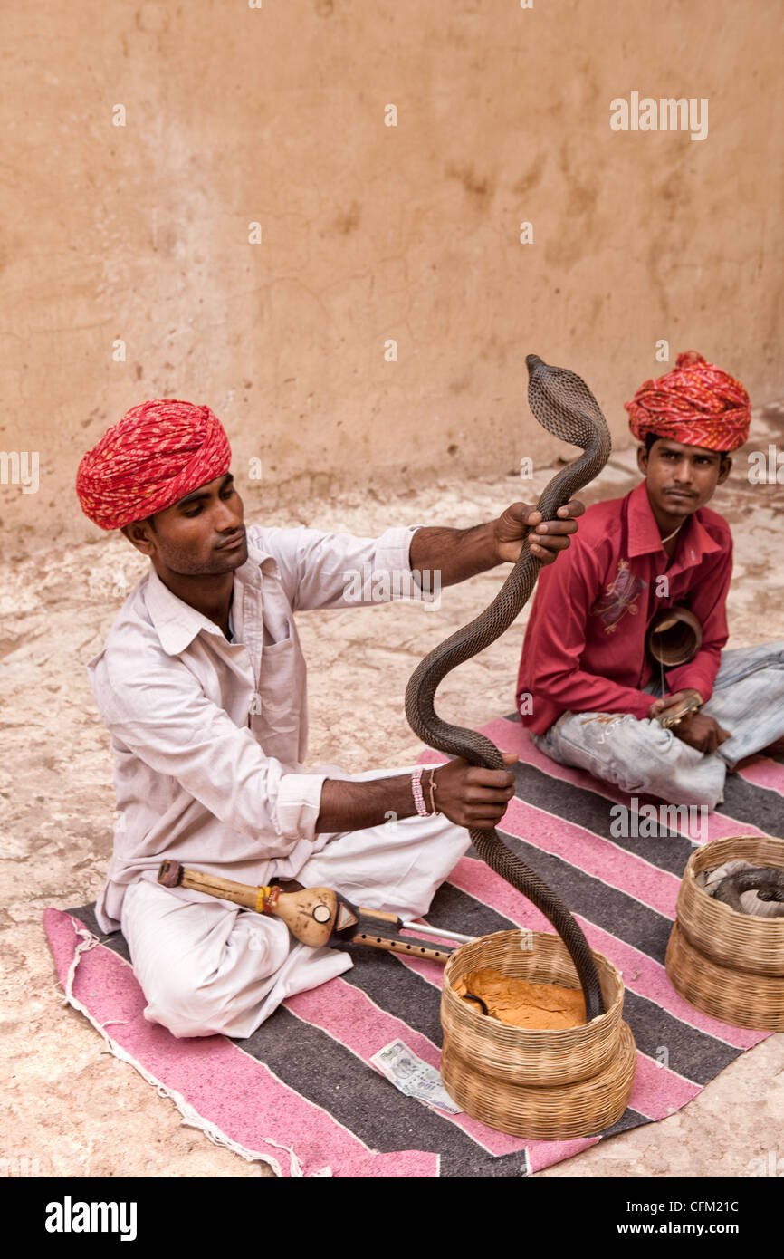 Les charmeurs de serpents indiens Banque D'Images