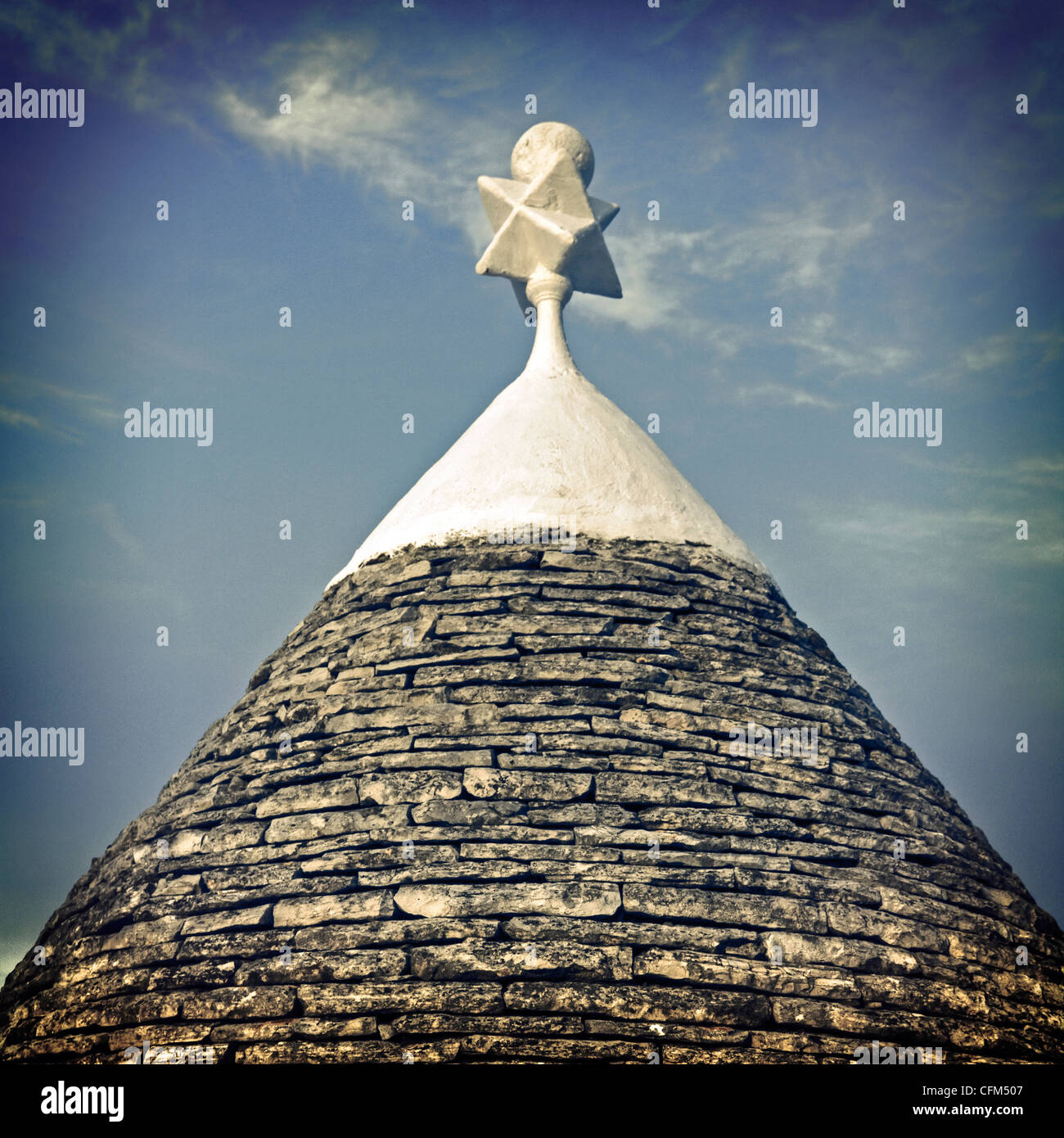 Le toit d'un trullo - une maison typique des Pouilles Banque D'Images