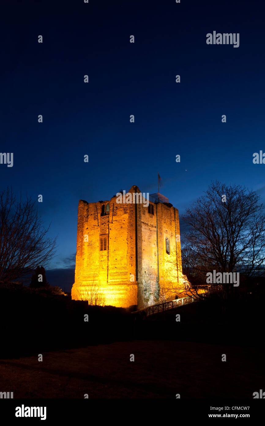 Château de Guildford, au crépuscule, Guildford, Surrey, Angleterre, Royaume-Uni, Europe Banque D'Images