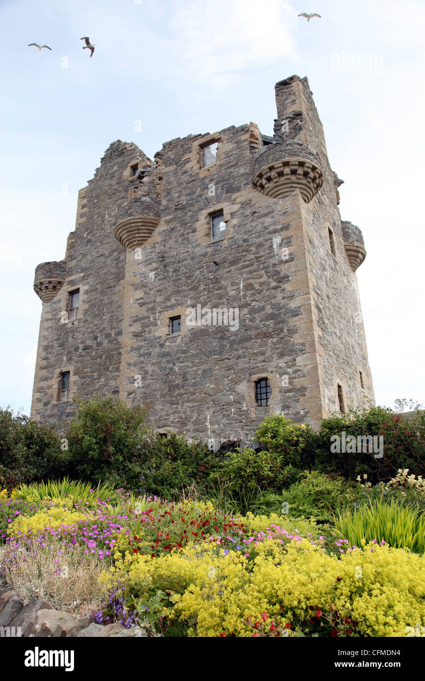Vue sur château de Scalloway sur Shetland's Mainland, Shetland, Écosse, Royaume-Uni, Europe Banque D'Images