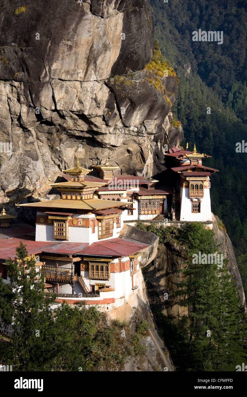 Taktshang Goemba (Tiger's Nest monastère), la vallée de Paro, Bhoutan, Asie Banque D'Images