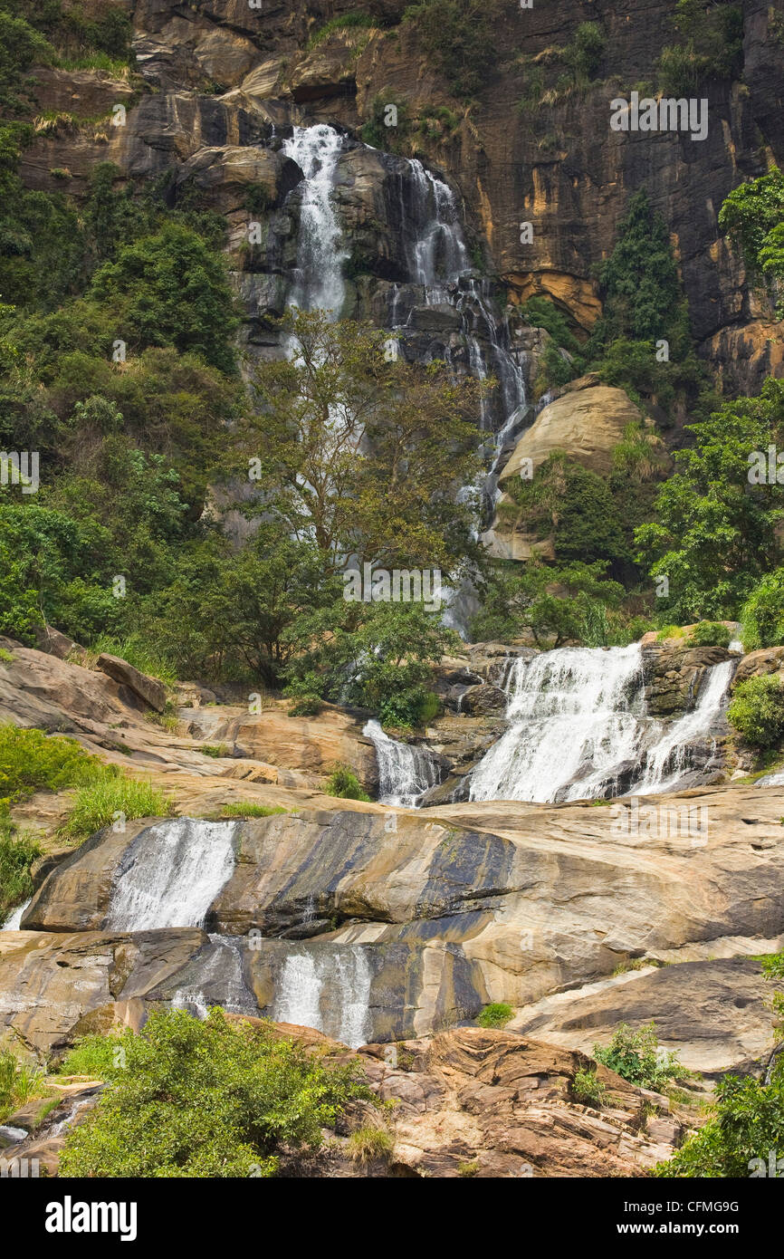 Rawana (Ravana) Falls, Ella, hauts plateaux du centre, le Sri Lanka, l'Asie Banque D'Images