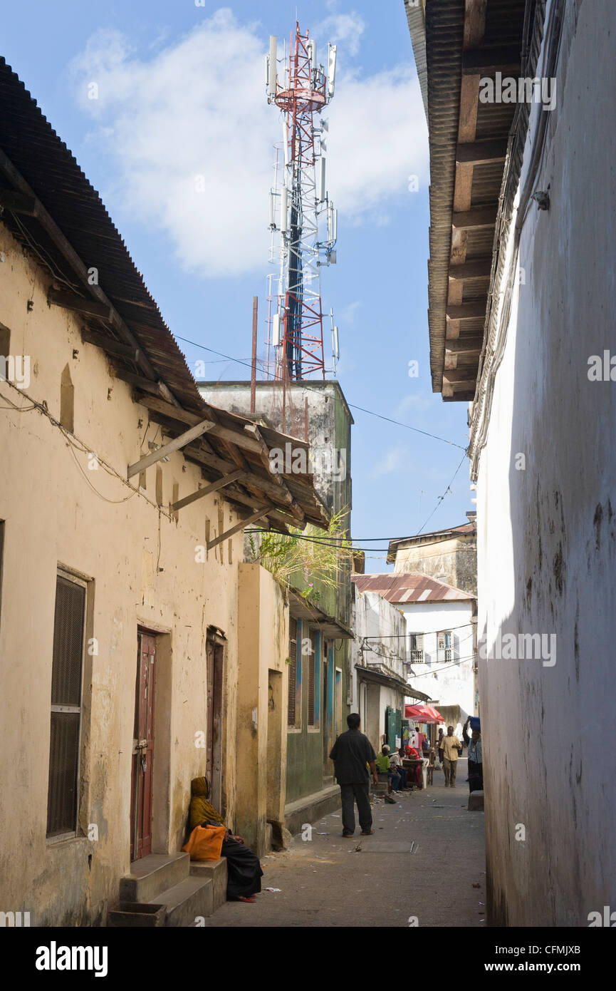 Tour de télécommunication à Stone Town Zanzibar Tanzanie Banque D'Images