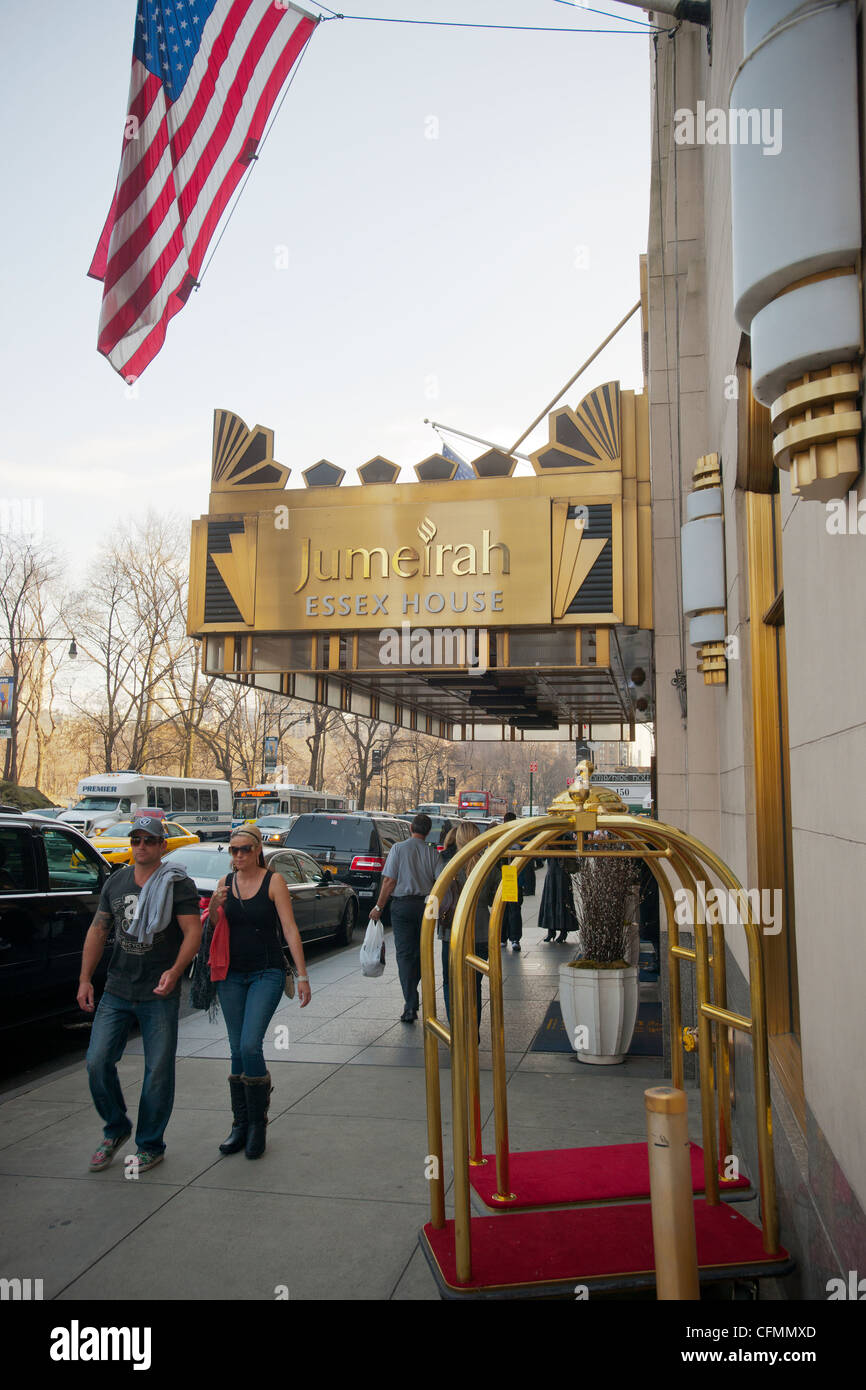 Le Jumeirah Essex House Hotel, construit en 1931, sur Central Park South à New York Banque D'Images