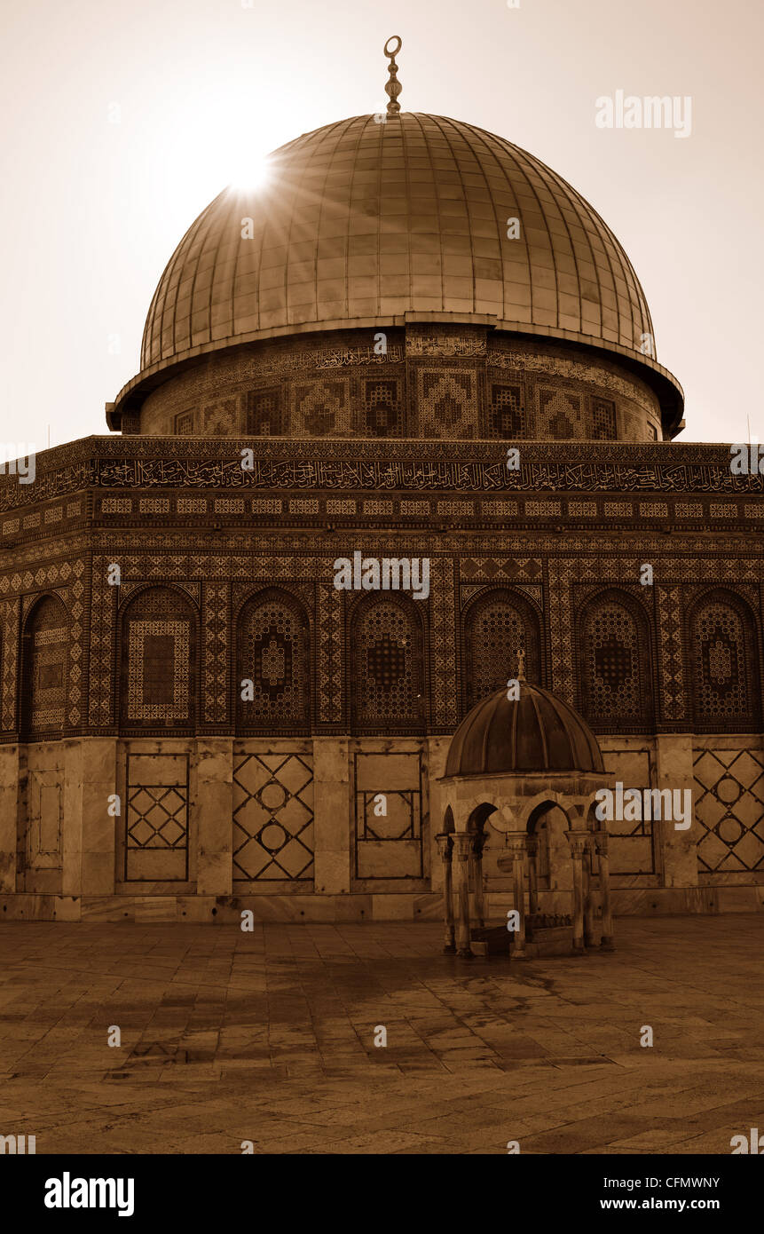 Dôme du rocher, lieu saint musulman, à Jérusalem, Israël. Banque D'Images