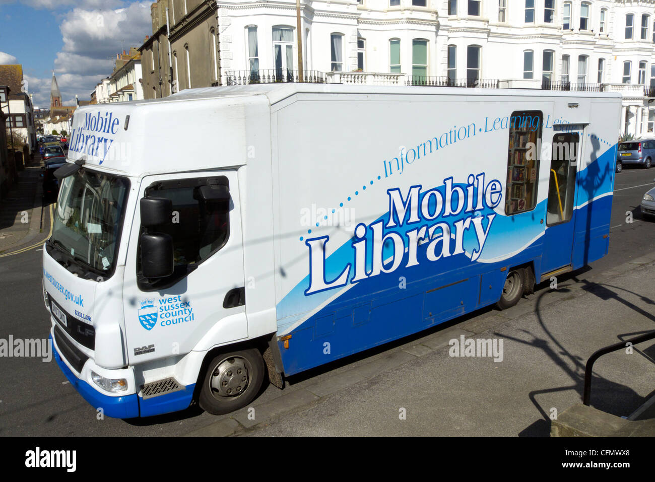 Worthing West Sussex Royaume-Uni une bibliothèque mobile Banque D'Images