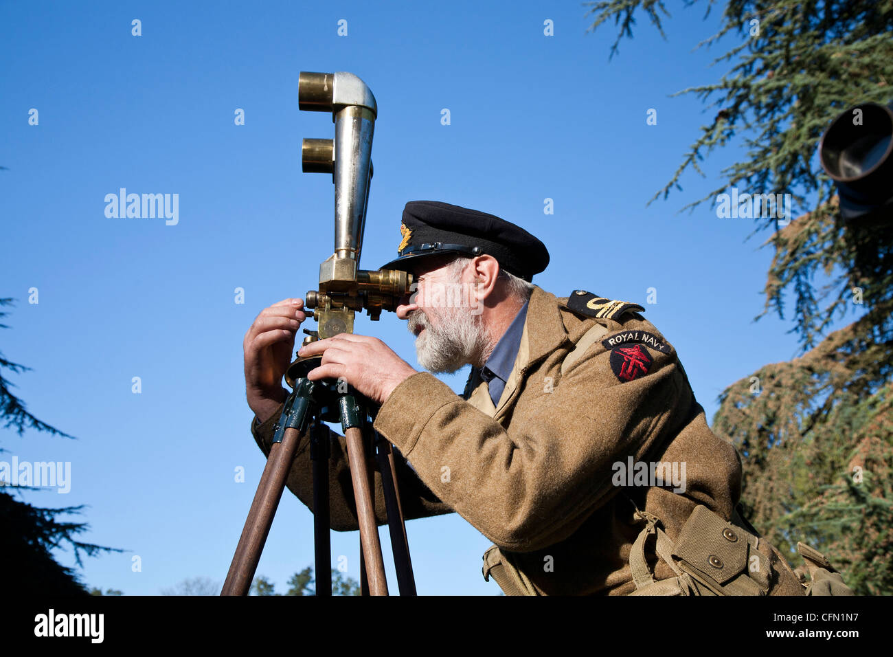 Démonstration de 2e guerre mondiale périscope sur le terrain militaire à l'histoire vivante fayre Banque D'Images