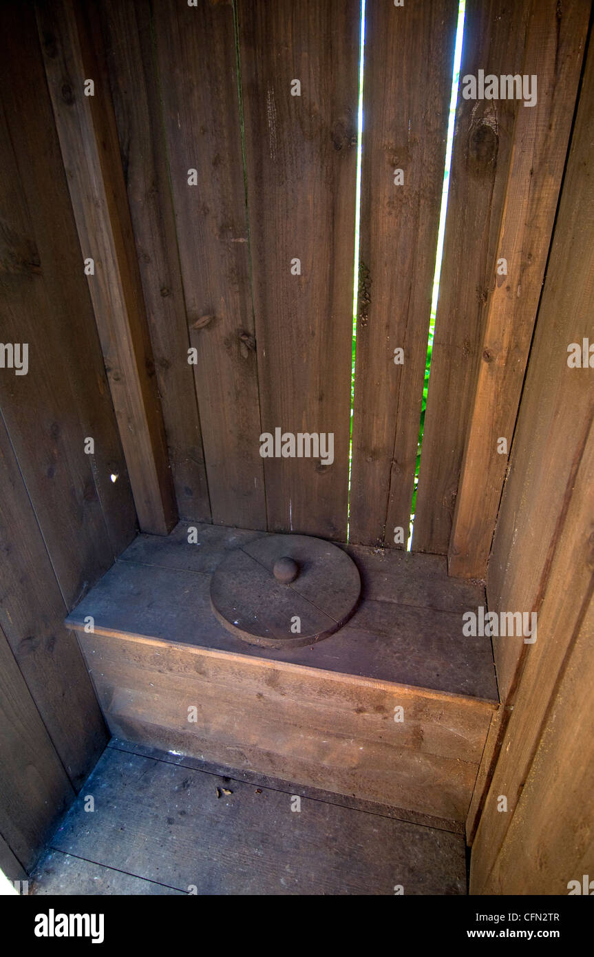 Toilettes à l'ancienne Photo Stock - Alamy