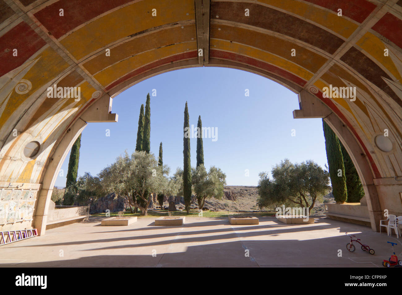 Arcosanti, une ville dans le désert de l'Arizona, construit pour incarner le concept de Paolo Soleri arcologie. Banque D'Images