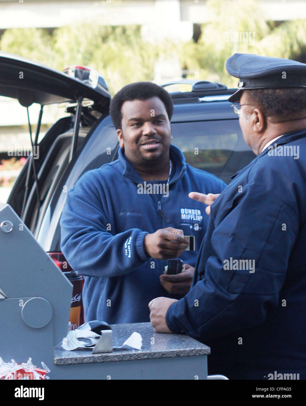 Pineapple Express acteur Craig Robinson arrivant à LAX Los Angeles, USA - 05.02.11 Banque D'Images