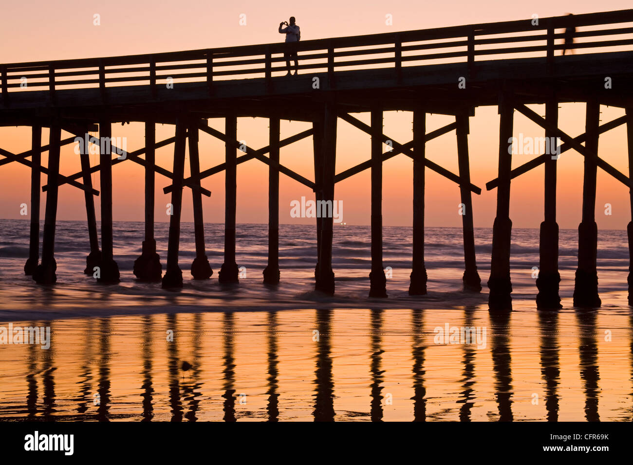 Newport Beach Pier at sunset, Newport Beach, Orange County, Californie, États-Unis d'Amérique, Amérique du Nord Banque D'Images