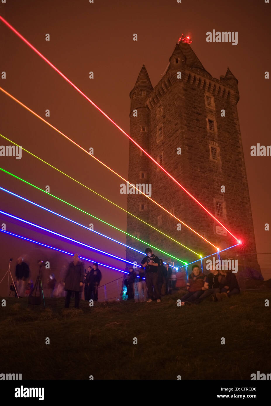 'Rainbow', matrice laser Scrabo Tower, Newtownards, Irlande du Nord. Banque D'Images