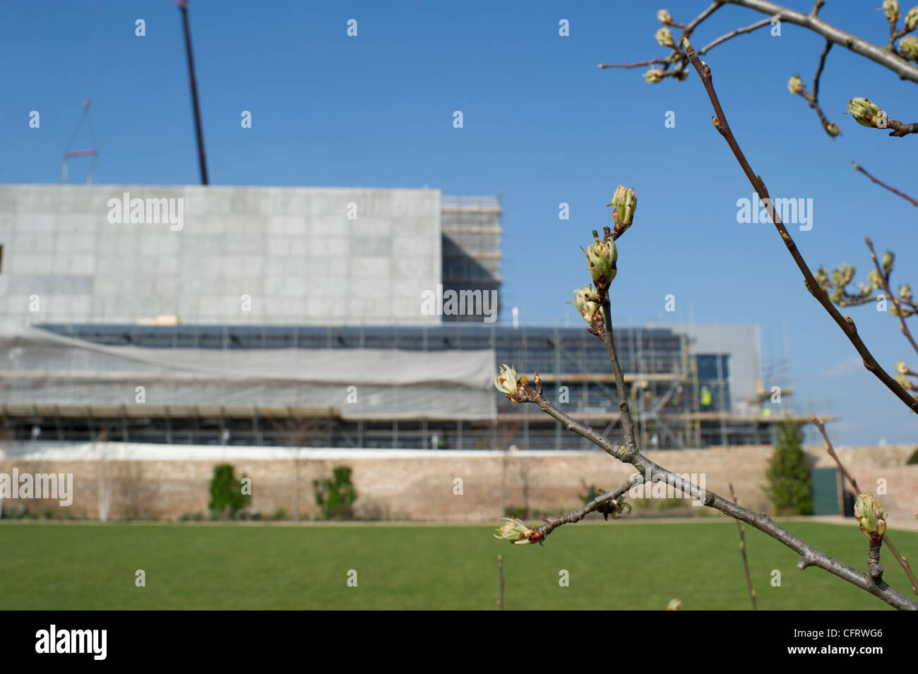 La construction d'un nouveau theatre Arts Centre de compétences à la Royal Opera House dans le parc de production,Purfleet Essex. Banque D'Images