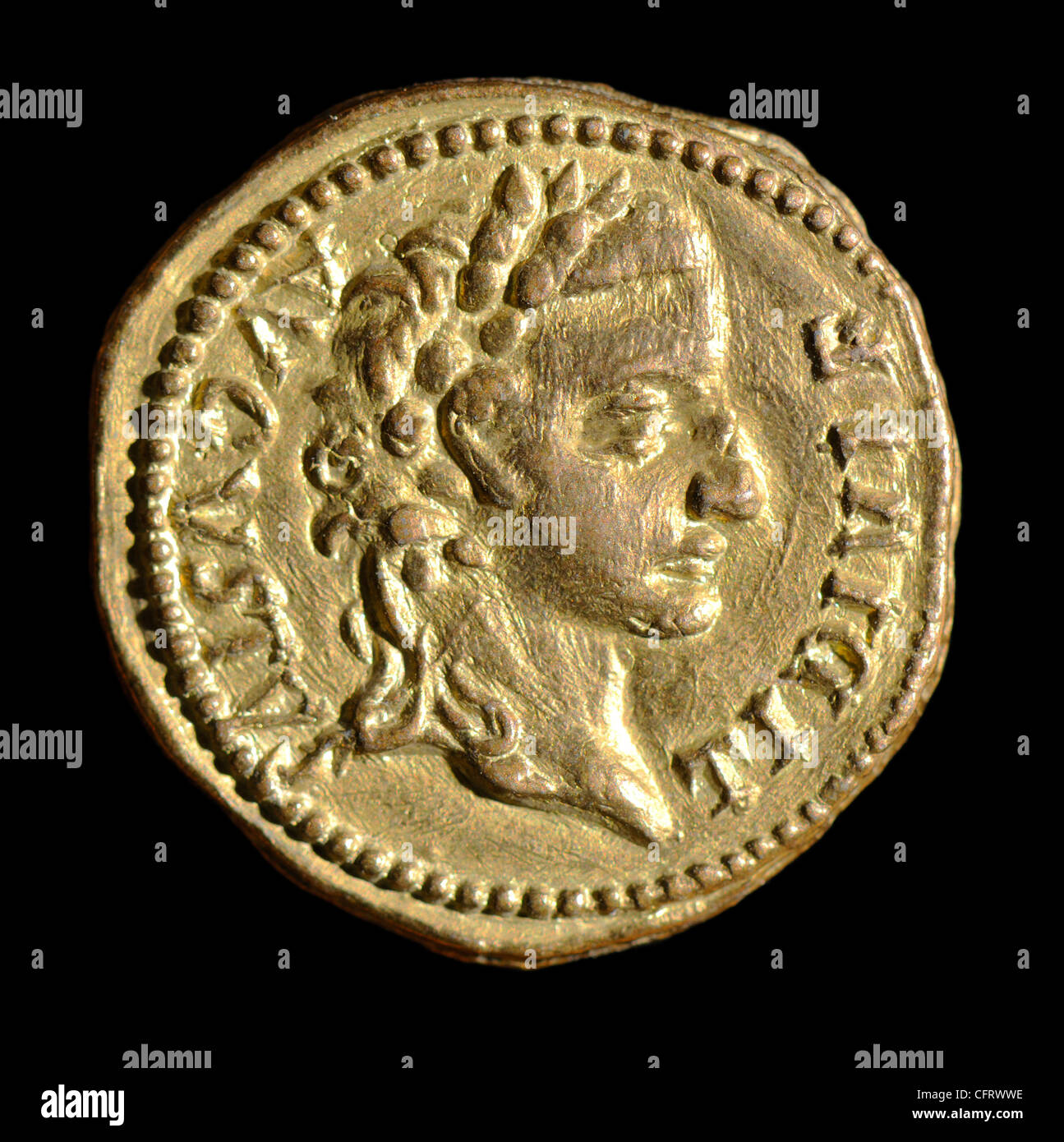 Pièce de monnaie romaine - César Auguste Tibère (réplique) Banque D'Images