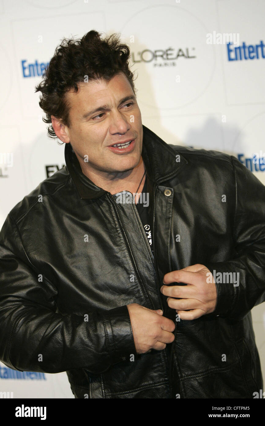 Jan 20, 2007 - Park City, Utah, USA - Acteur STEVEN BAUER assiste à la célébration de l'Entertainment Weekly 2007 Sundance Film Festival et le lancement de l'acteur Kevin Bacon's nouveau site Web de l'organisme de bienfaisance, Sixdegrees.org à Jean Louis Restaurant à Park City. Le site Web vise à créer un organisme caritatif n social Banque D'Images