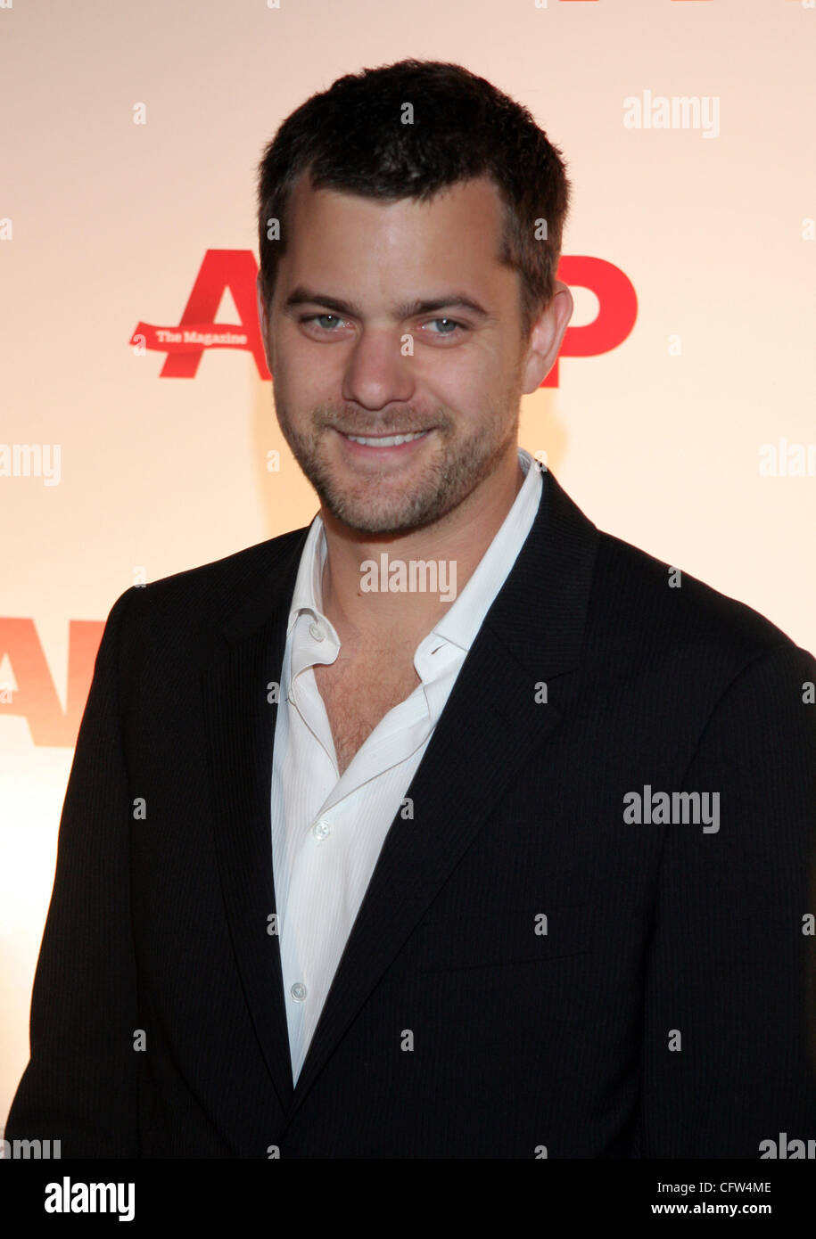 Feb 06, 2007 ; Los Angeles, CA, USA ; Joshua Jackson arrivant à l'AARP Magazine 2007 Les films lauréats des Prix pour les adultes le dîner et cérémonie, tenue à l'hôtel Bel-Air à Los Angeles. Crédit obligatoire : photo par Camilla Zenz/ZUMA Press. (©) Copyright 2007 by Camilla Zenz Banque D'Images